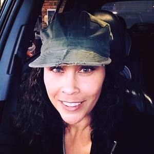 Meet your Posher, Sonia